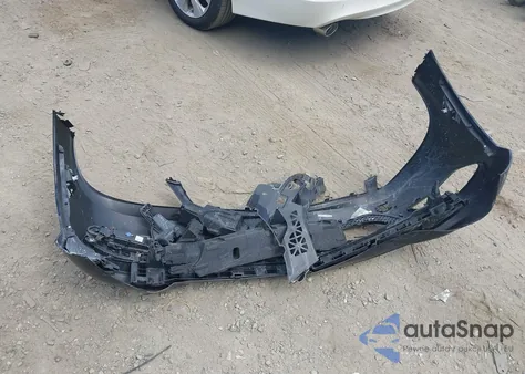 2011 Mercedes-Benz C 300 Luxury 4Matic/Sport 4Matic z USA, uszkodzony, nr VIN WDDGF8BB7BR137712